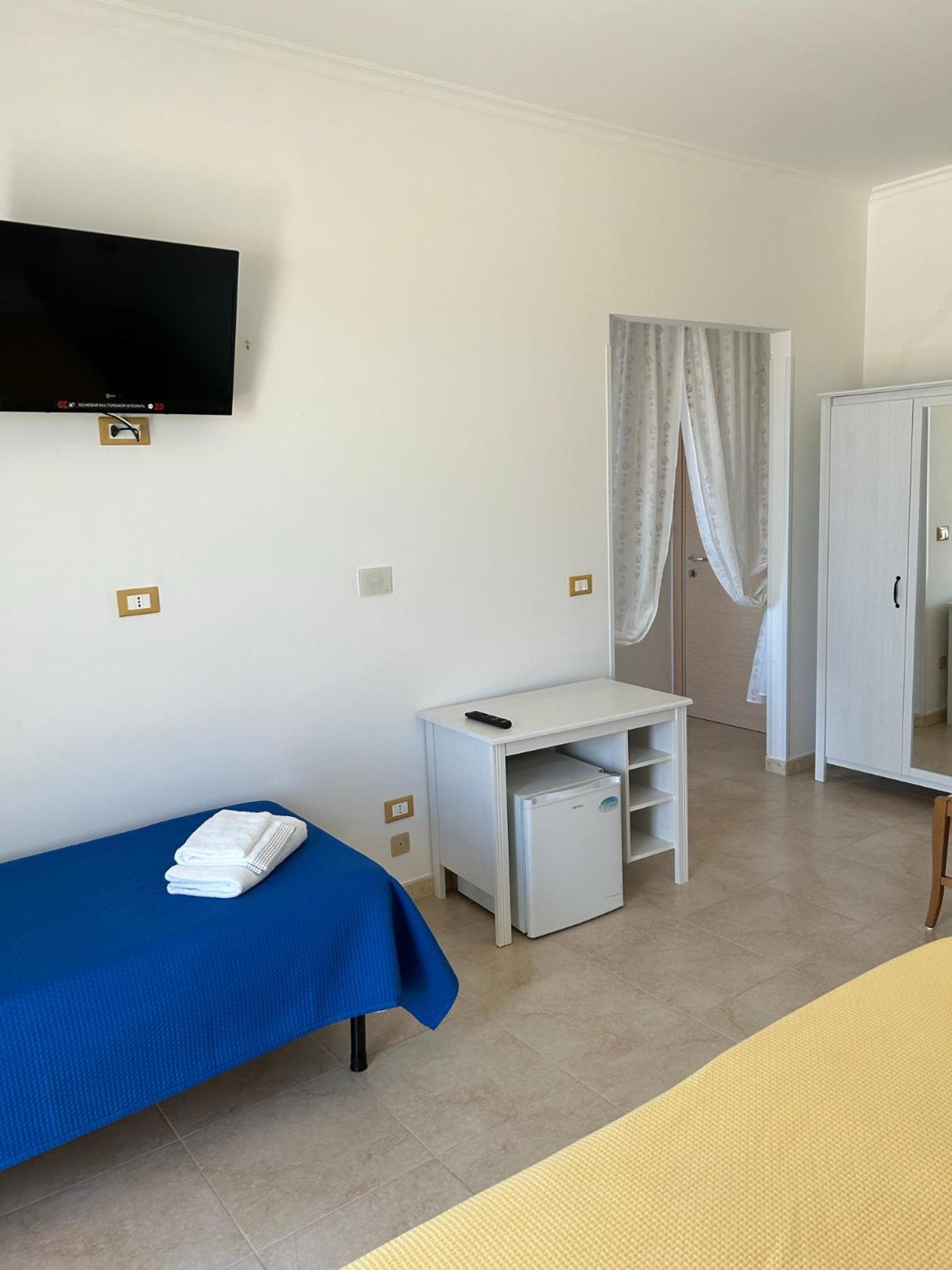 Hotel Corallo Torre Santa Sabina Eksteriør billede