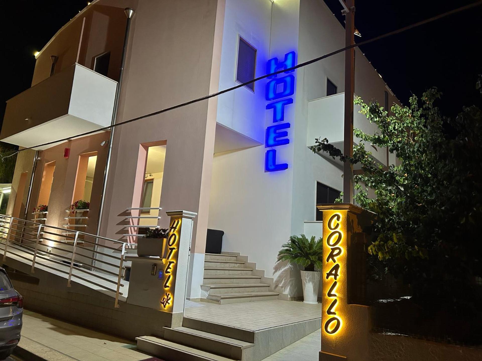 Hotel Corallo Torre Santa Sabina Eksteriør billede
