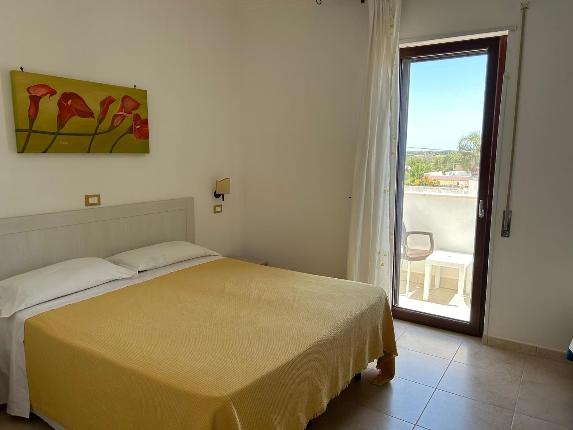 Hotel Corallo Torre Santa Sabina Eksteriør billede